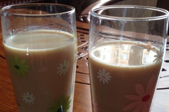 紅茶加奶的危害，紅茶加牛奶有副作用嗎