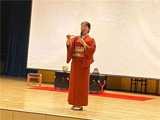 以茶為媒增進(jìn)文化交流 日本茶道里千家講習(xí)會(huì)在沈陽舉行